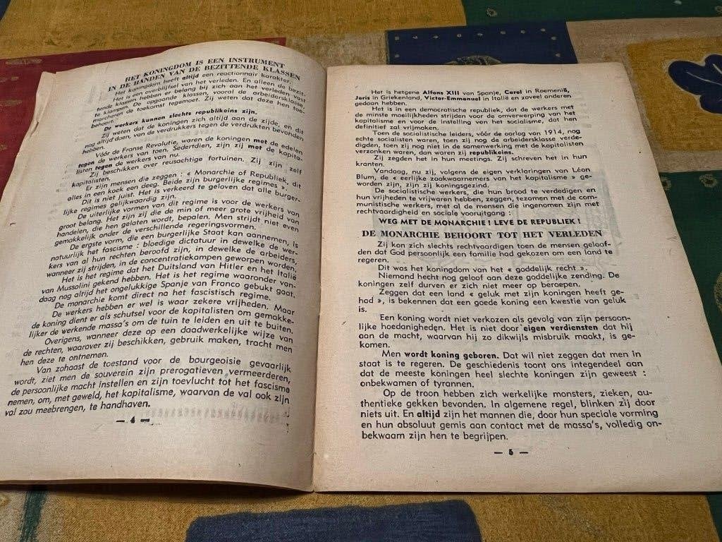 Historisch document voor de republiek in Belgie, Boeken, Ophalen of Verzenden, Gelezen, Politiek en Staatkunde