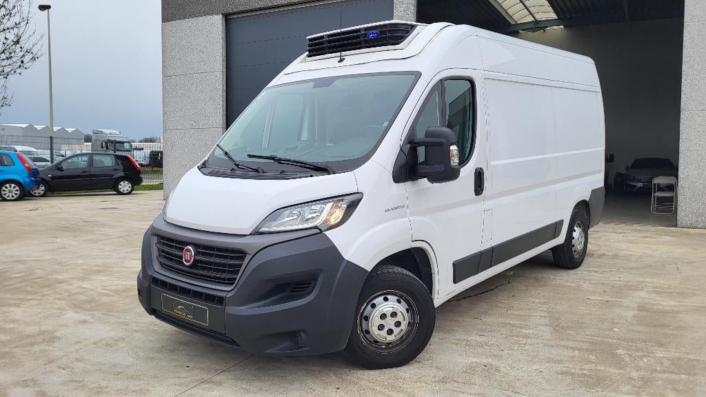 Fiat Ducato 2.3 Diesel 140pk 2021 met 0 km motor op factuur, Auto's, Fiat, Voorwielaandrijving, Stof, Euro 6, Wit