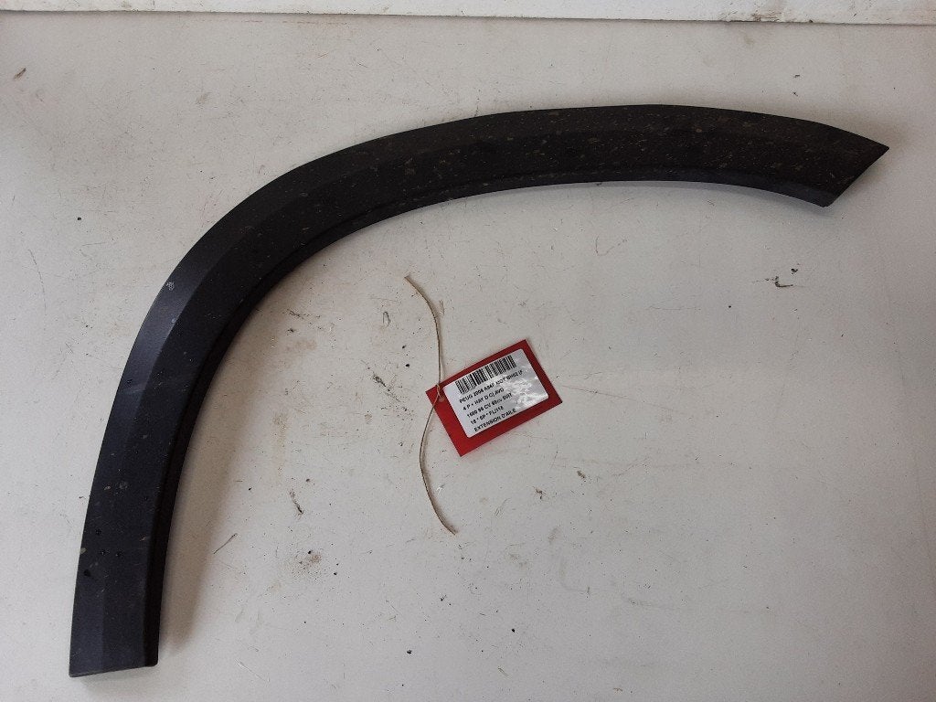 SPATBORD VERBREDER Peugeot 2008 (CU) (9817491577), Gebruikt, Mevr. I. Hauben, Spatbord, Rue de l'Espoir 34 34
4030  GRIVEGNÉE, BE