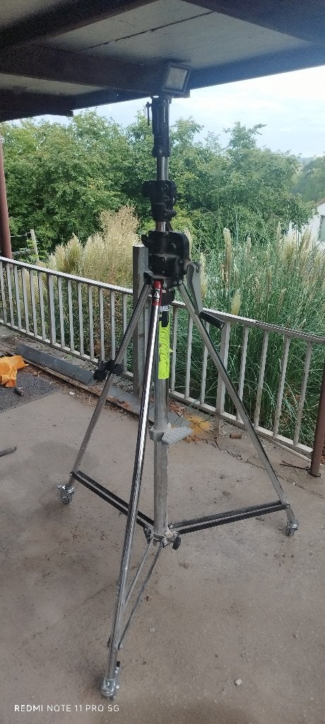 Pied télescopique, TV, Hi-fi & Vidéo, Photo | Trépieds & Rotules, 175 cm ou plus, Enlèvement, Utilisé, Pied