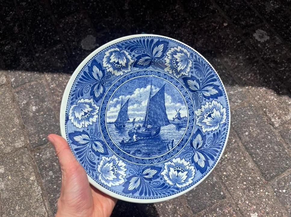Boch bord maritiem tafereel met zeilschip, Antiek en Kunst, Ophalen of Verzenden