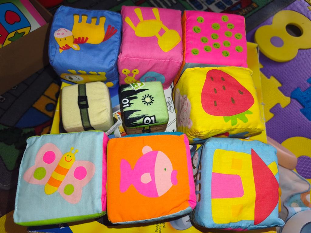 Leuke zachte stoffen babyblokken - Set van 9 stuks, Ophalen