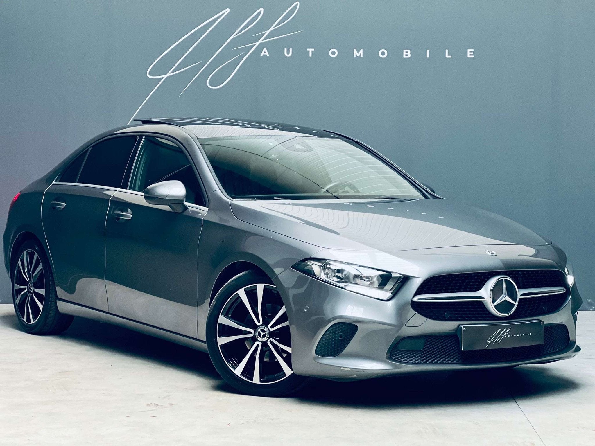 Mercedes-Benz A-Klasse 180 d *AUTOMATIQUE*TOIT PANORAMIQUE*C, Autos, Achat, Euro 6, Entreprise, 116 ch