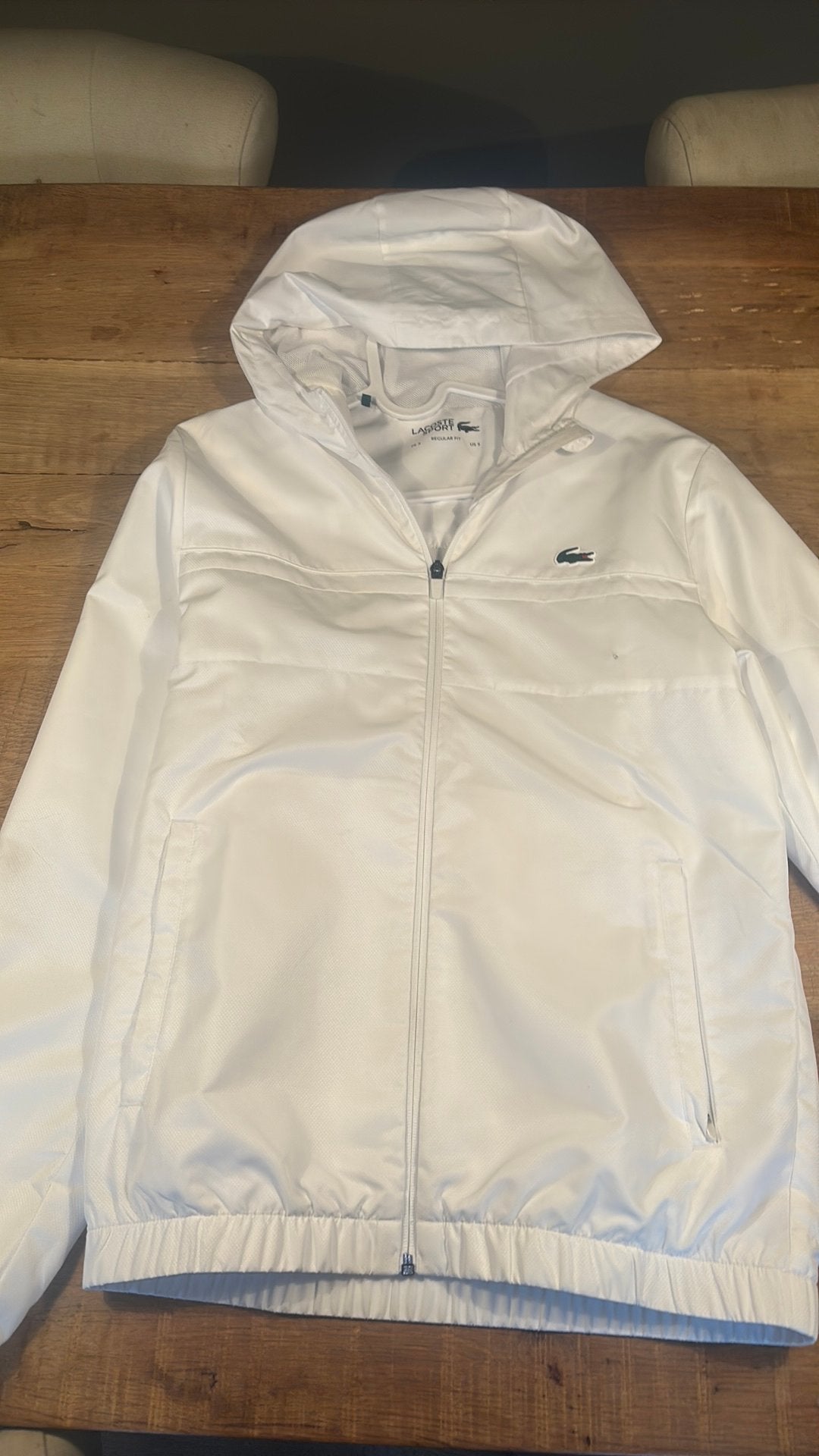 Veste lacoste blanche neuve, Enlèvement ou Envoi, Comme neuf, Taille 46 (S) ou plus petite