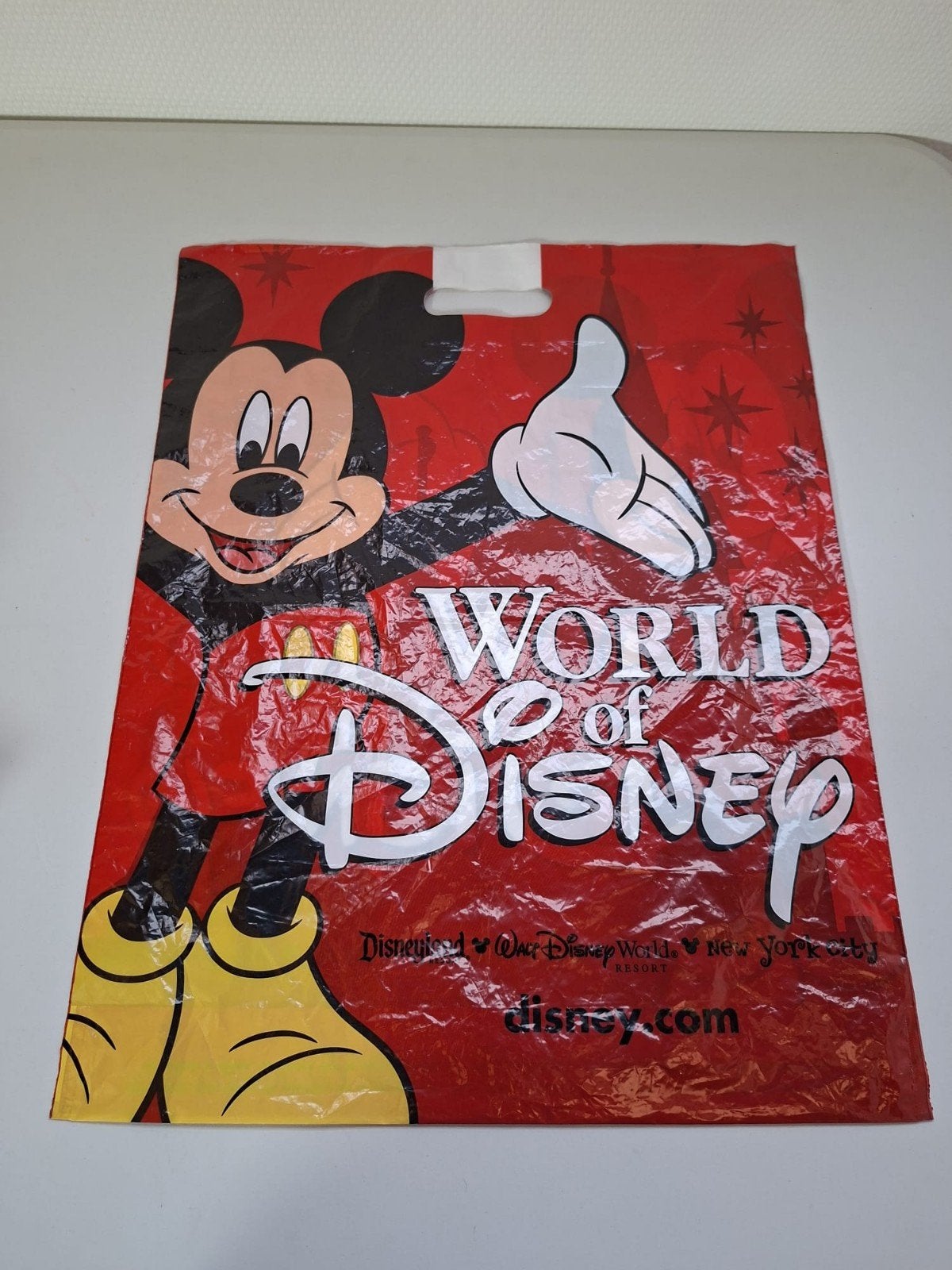 Disney World Mickey Mouse plastic winkeltas – New York, Enlèvement