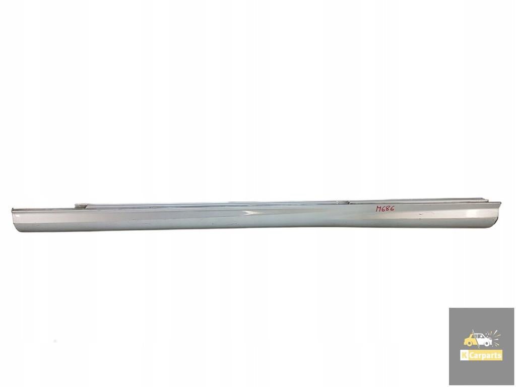 Baguette de bas de caisse gauche Mercedes Classe C 204 AMG |, Mercedes-Benz AG, Mercedes-Benz, Utilisé, Mercedesstrasse 120
70372  Stuttgart, DE
