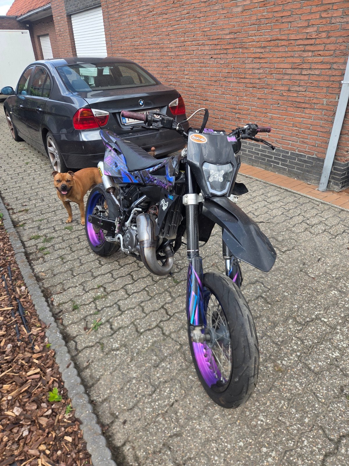 125 sm (supermotard), Motos, Particulier