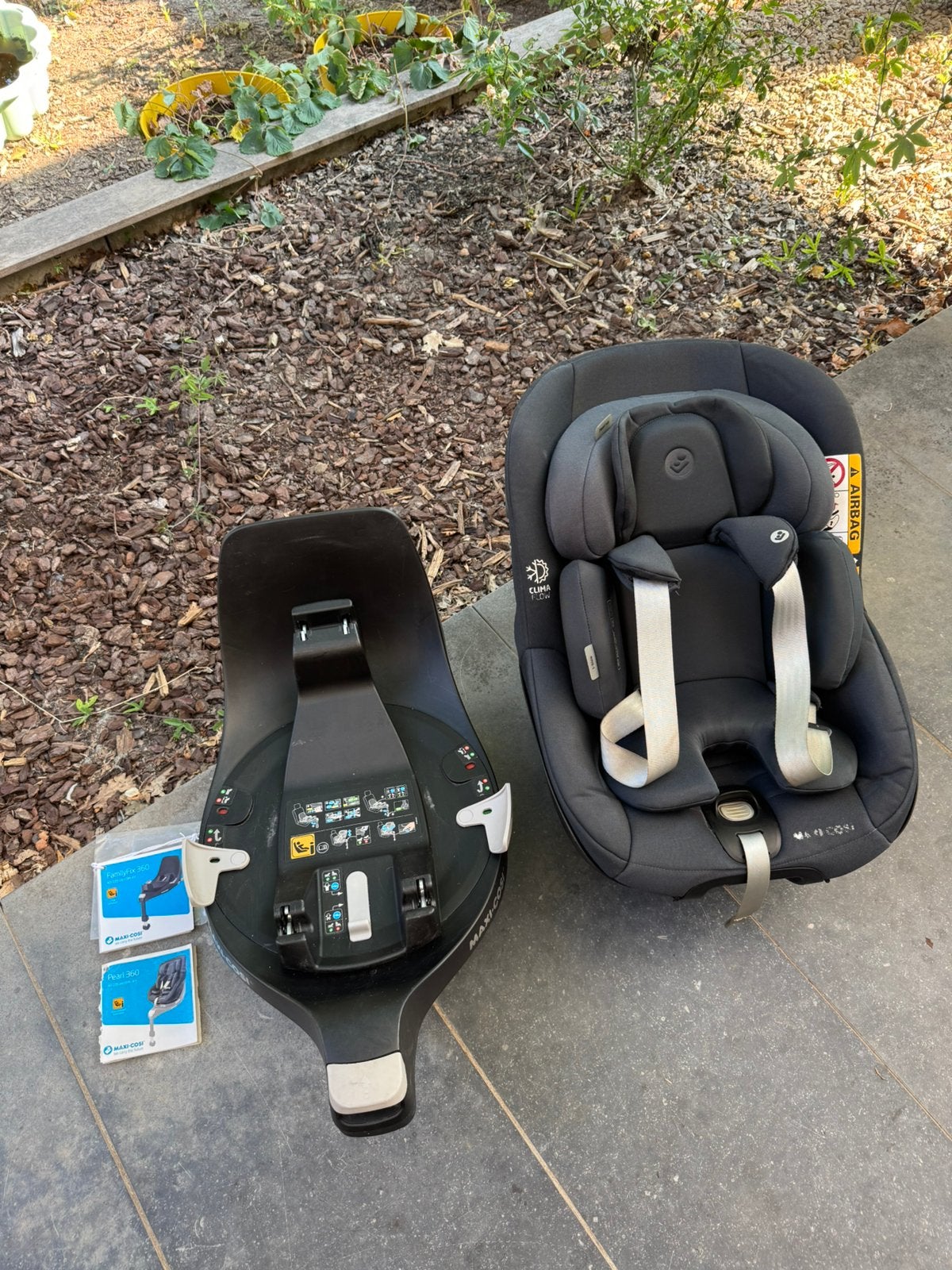 Maxi-cosi Pearl 360 + isofix base Familyfix 360, Ophalen, Verstelbare rugleuning, 0 t/m 18 kg, Zo goed als nieuw