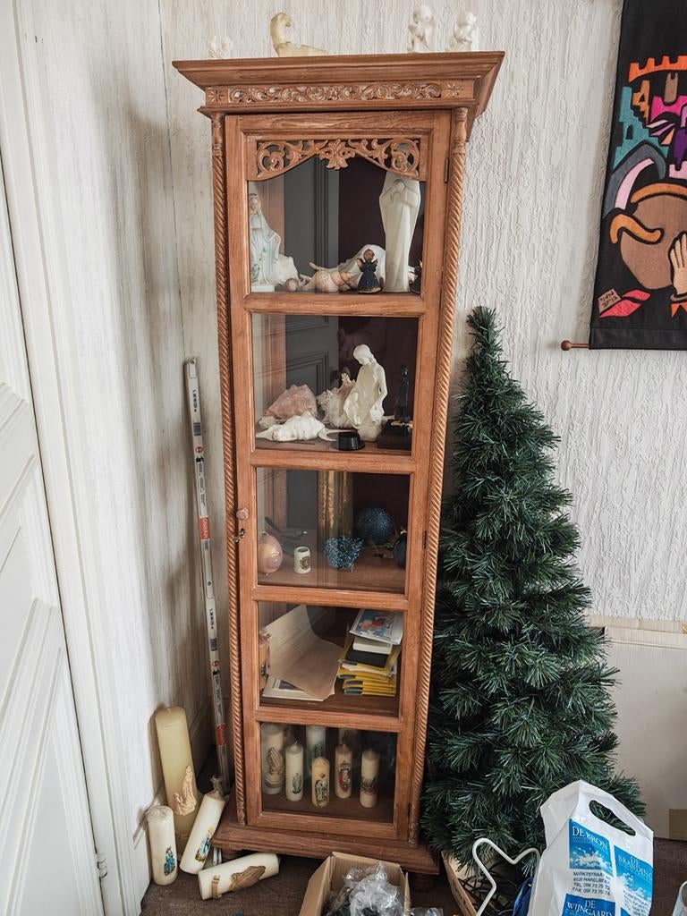 Antieke Chinese vitrinekast, Ophalen