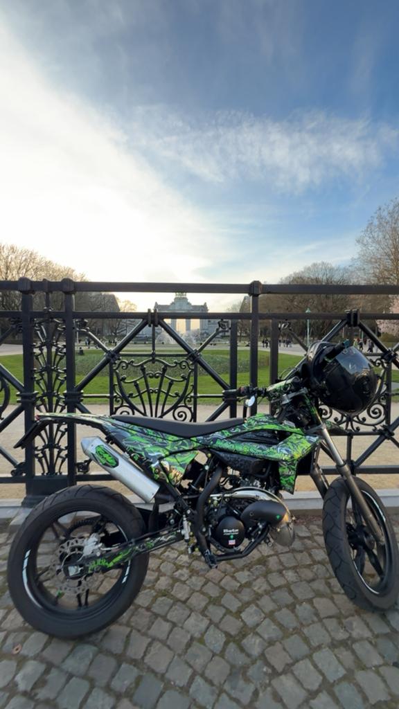 Beta 50cc rr, Fietsen en Brommers, Brommers | Crossbrommers, Zo goed als nieuw, Overige merken, Ophalen