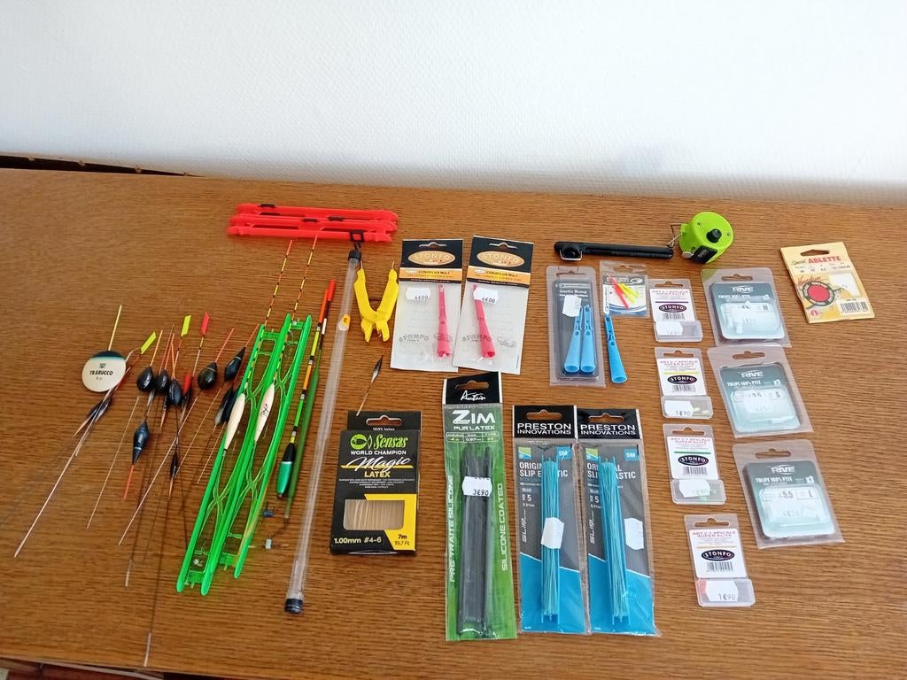 Lot articles peche au coup garbolino rive sensas, Sports nautiques & Bateaux, Pêche à la ligne | Poissons blancs, Enlèvement