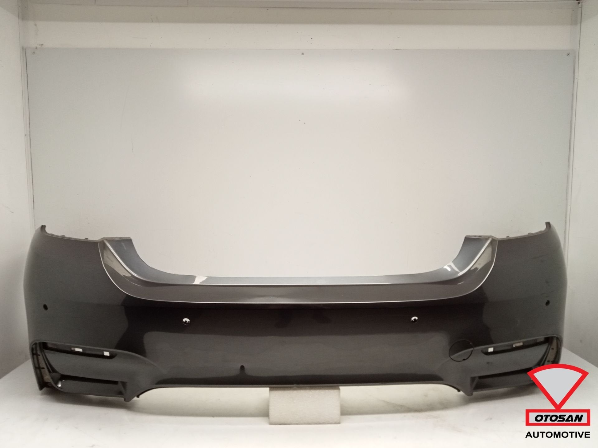BMW M4 F82 F83 M Achterbumper Bumper 4xPDC Origineel!, Petuelring 130
80788  Munich, DE, Gebruikt, Info@bmw.de, Bumper