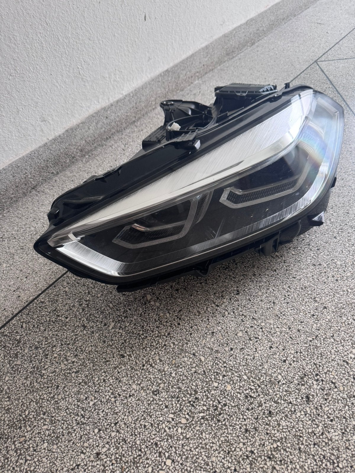 Phare avant gauche bmw f40 adaptive led, Autos : Pièces & Accessoires, Enlèvement, BMW
