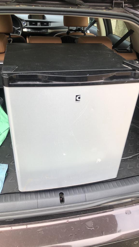 Pare soleil thermiques + petit frigo., Enlèvement, Mini