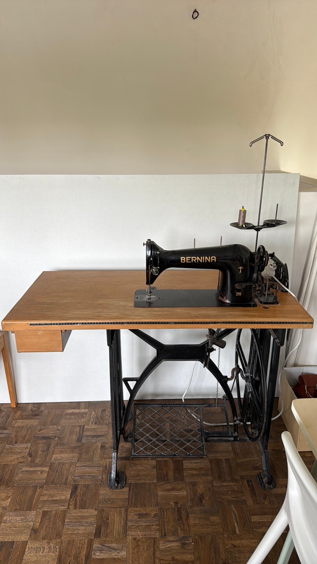 Bernina atelier model, Ophalen