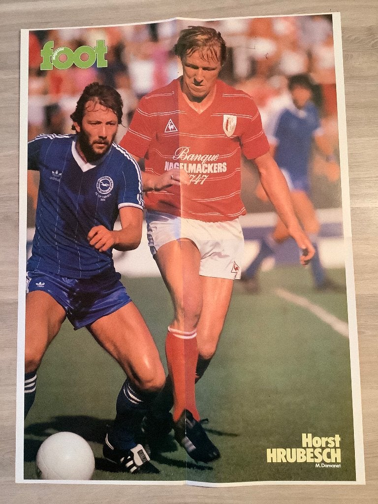 Poster Horst Hrubesch bij Standard Luik, Verzamelen, Ophalen of Verzenden, Zo goed als nieuw, Poster, Plaatje of Sticker