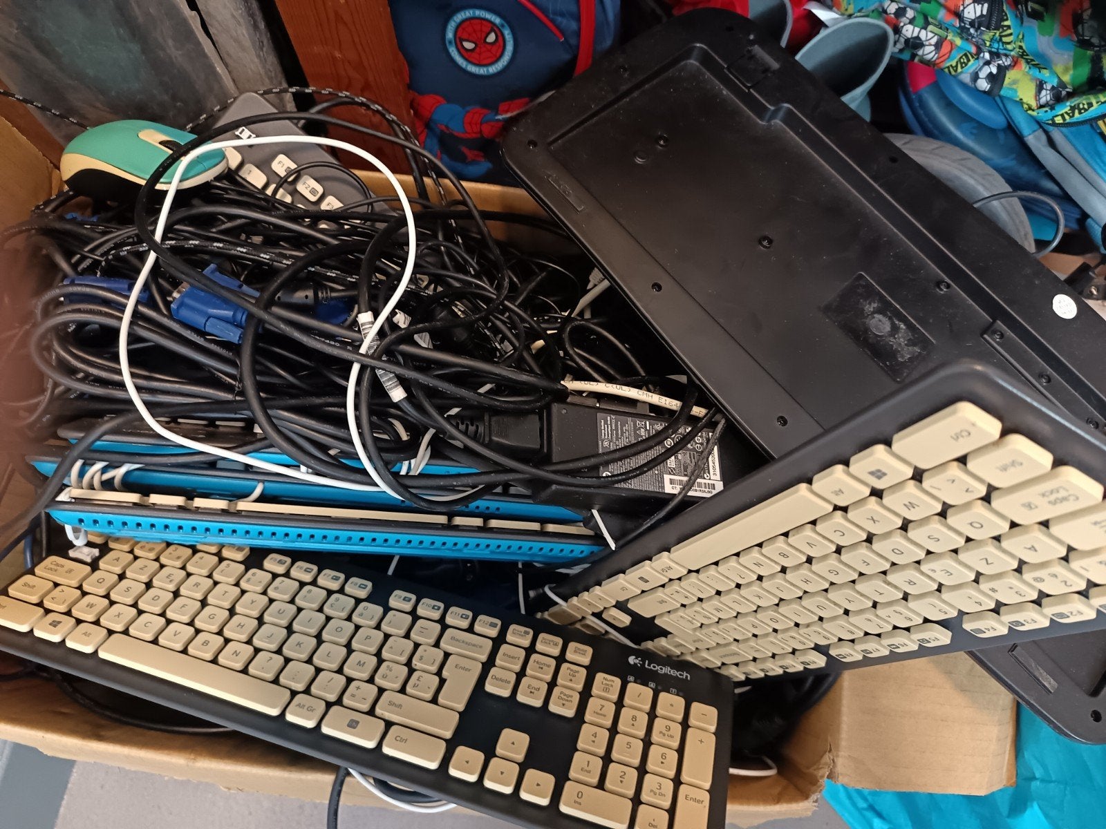 Laders / toetsenbord, Computers en Software, Ophalen