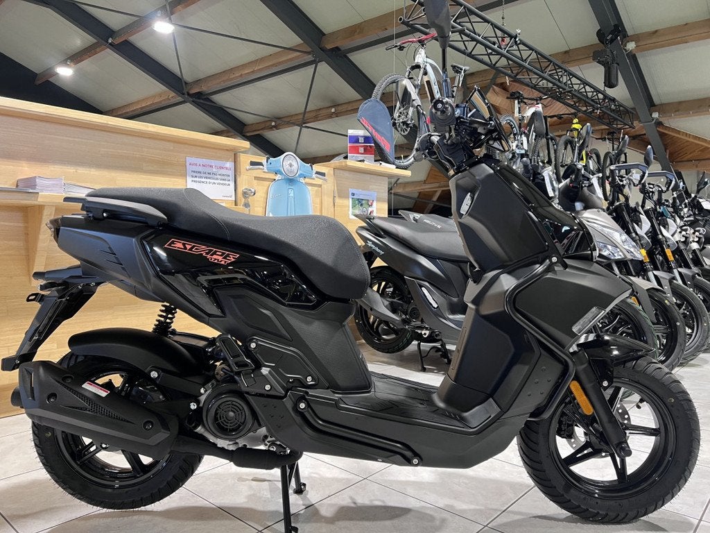 TNT Motor Escape Classe B 45 Km/h, Motoren, Scooter, TNT Motor, Bedrijf, 11 kW of minder