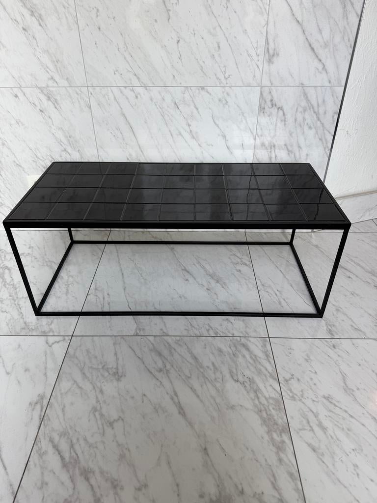 Salontafel Zuiver Glazed Coffee Table Black, Huis en Inrichting, Tafels | Salontafels, Gebruikt, Minder dan 50 cm, Minder dan 50 cm