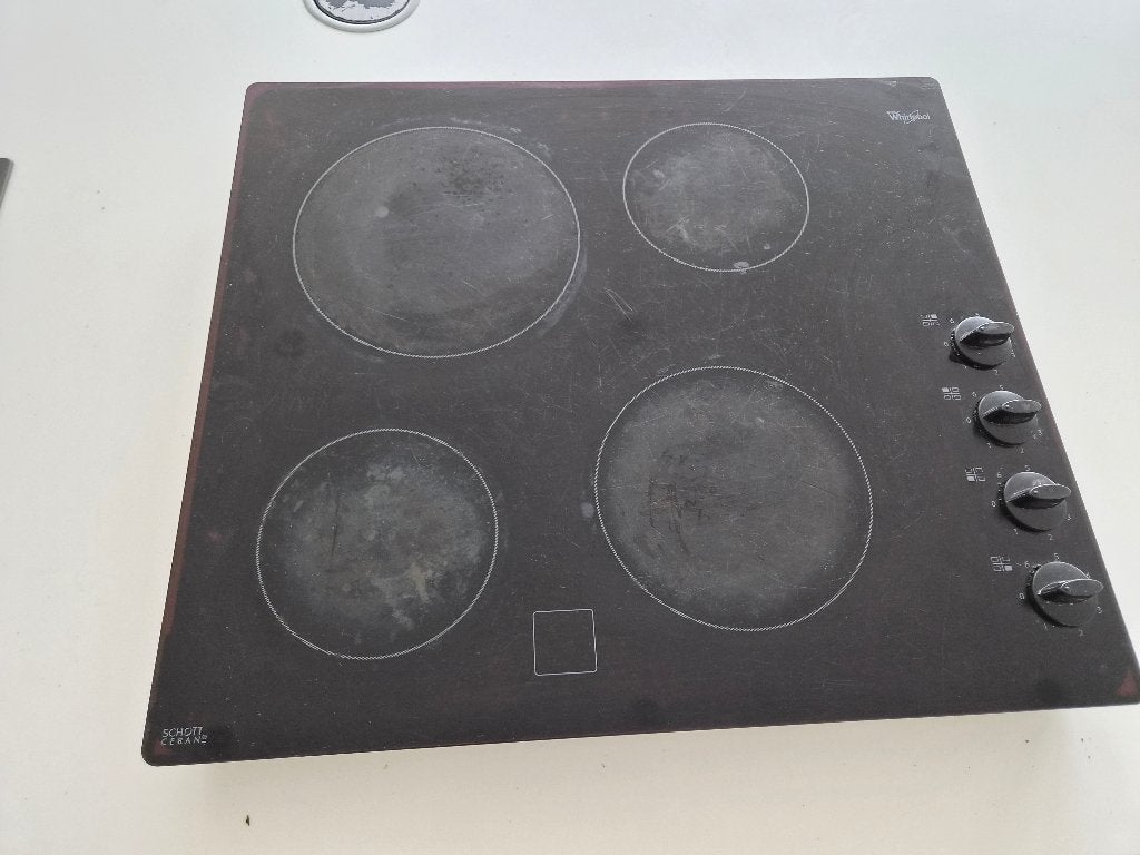 Plaque de cuisson vitrocéramique whirlpool, Electroménager, 4 zones de cuisson, Encastré, Enlèvement, Utilisé