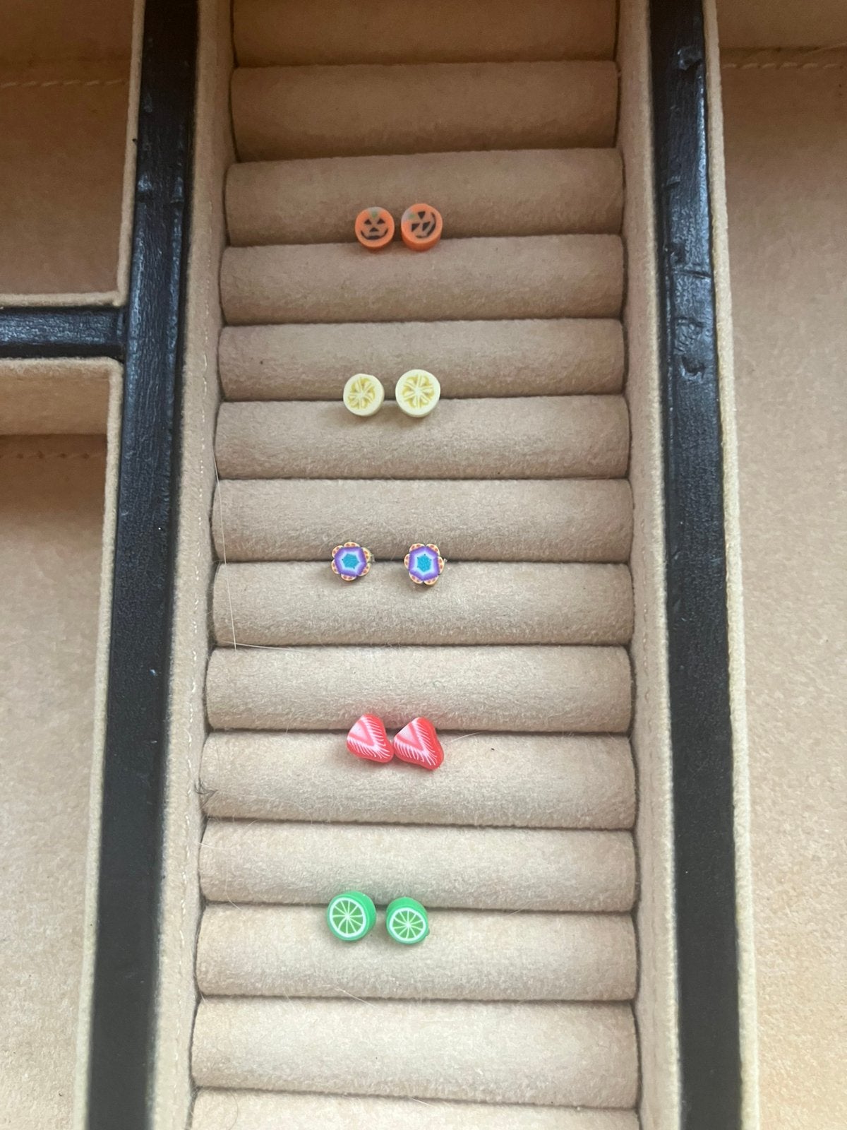5 paar nieuwe kinder oorbellen, Bijoux, Sacs & Beauté, Boucles d'oreilles, Enlèvement, Comme neuf, Jaune