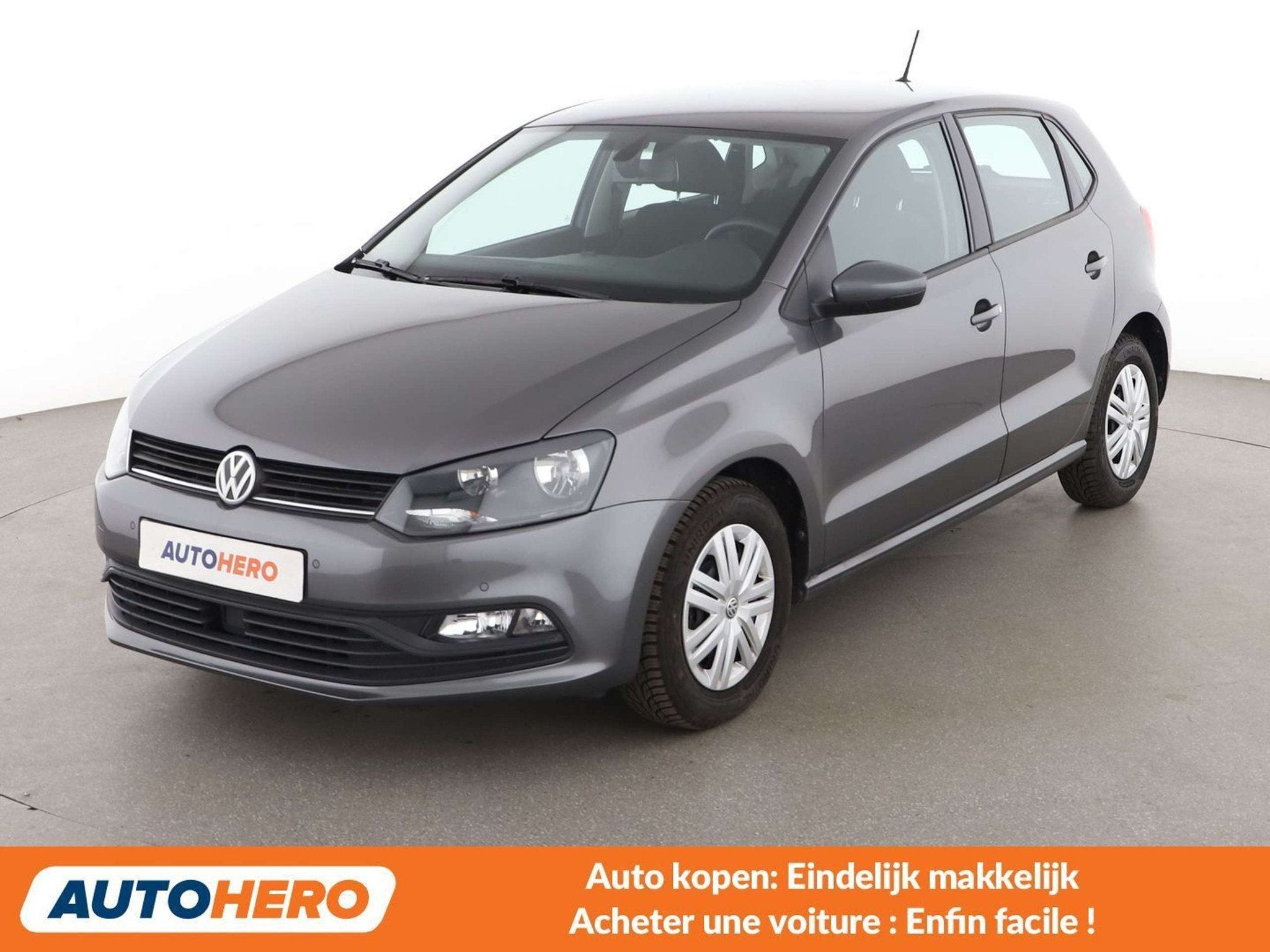 Volkswagen Polo 1.2 TSI Original BlueMotion Tech, Autos, 1197 cm³, Argent ou Gris, Achat, Noir