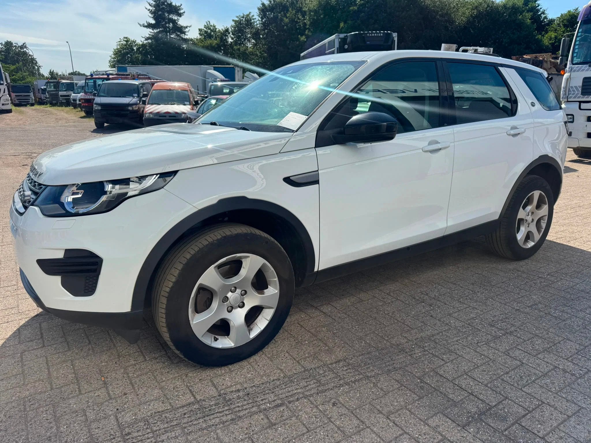 Land Rover Discovery *EURO 6B-BELGIAN ORIGINE* (bj 2017), Autos, Land Rover, Achat, 110 kW, Entreprise, Boîte manuelle