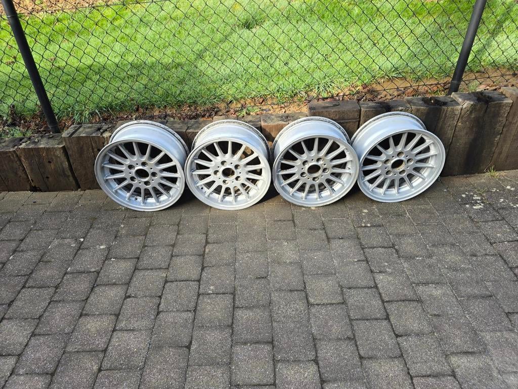 Jantes Bmw style 32 oem 16/7 ET34, Autos : Pièces & Accessoires, Enlèvement, Pneus hiver, Pneu(s)