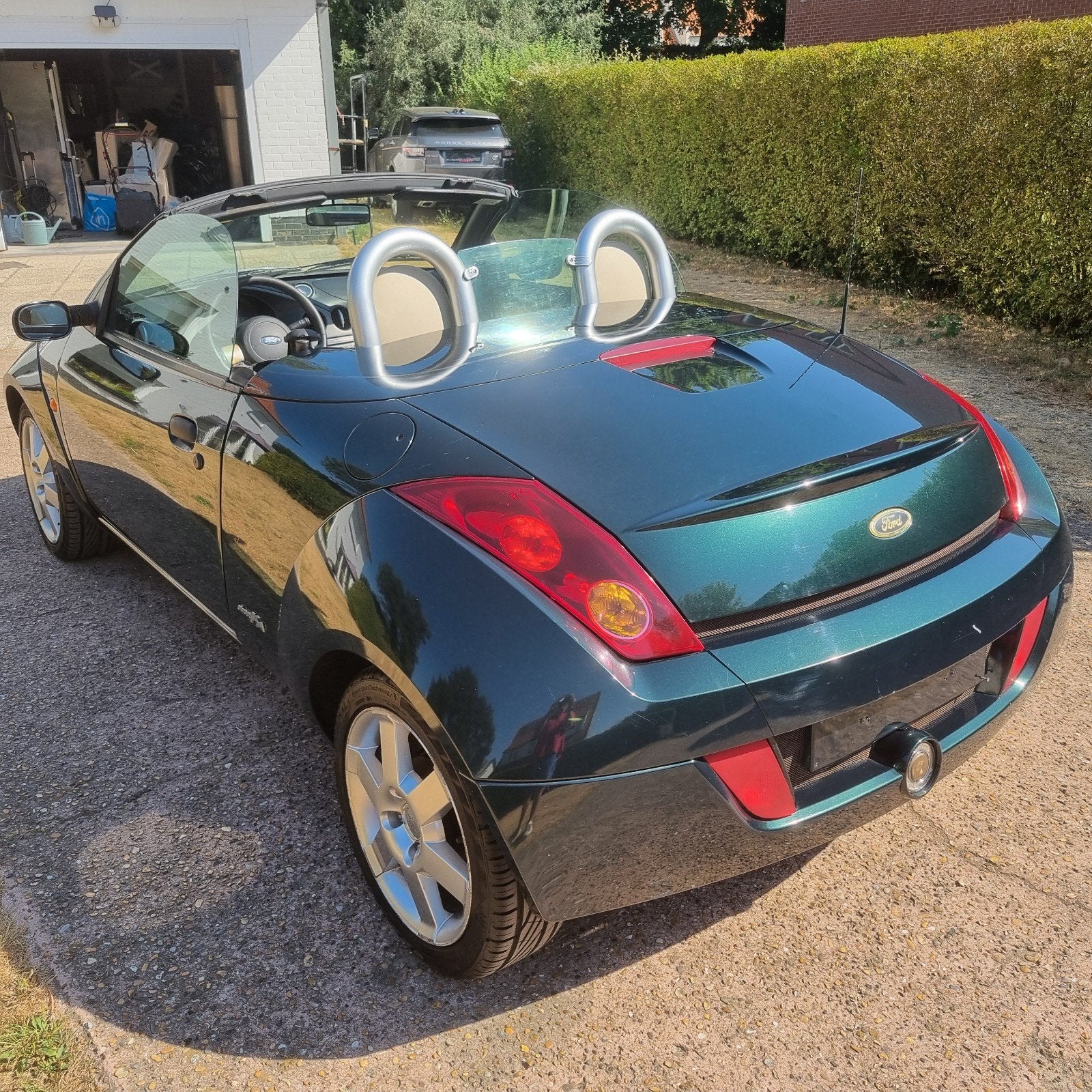 Ford streetKa 1.6 benzine 2004, blanco gekeurd carpass, Auto's, Bedrijf, Te koop