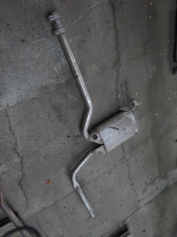 SILENCIEUX INTERMEDIAIRE (ECHAPPEMENT) Audi A6 Avant (C5), Utilisé, Audi