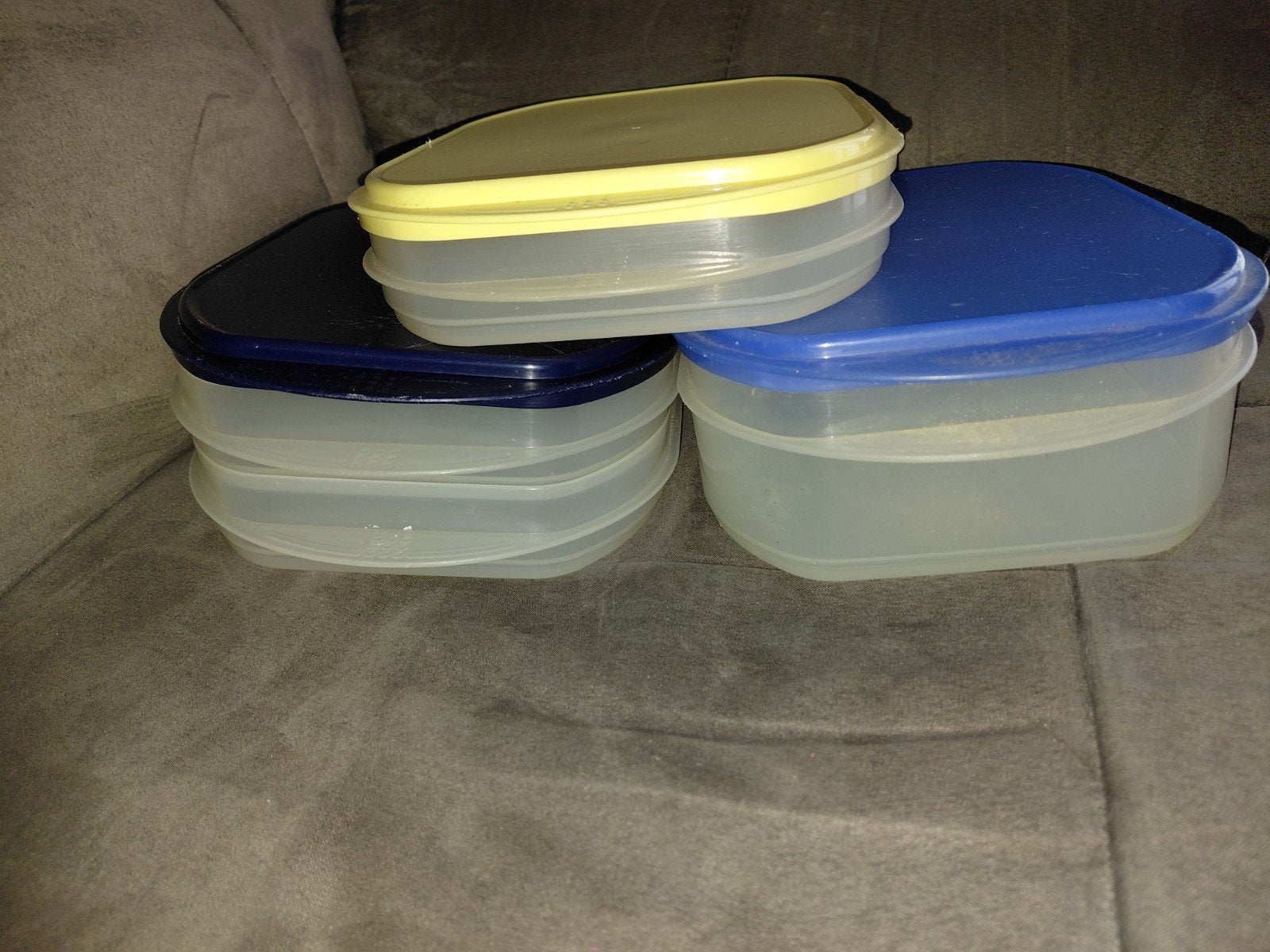 3 boîtes tupperware, Enlèvement ou Envoi
