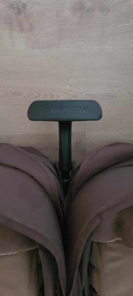 Dubbele kinderwagen Maxicosi, Ophalen, Duowagen, Zo goed als nieuw, Combiwagen