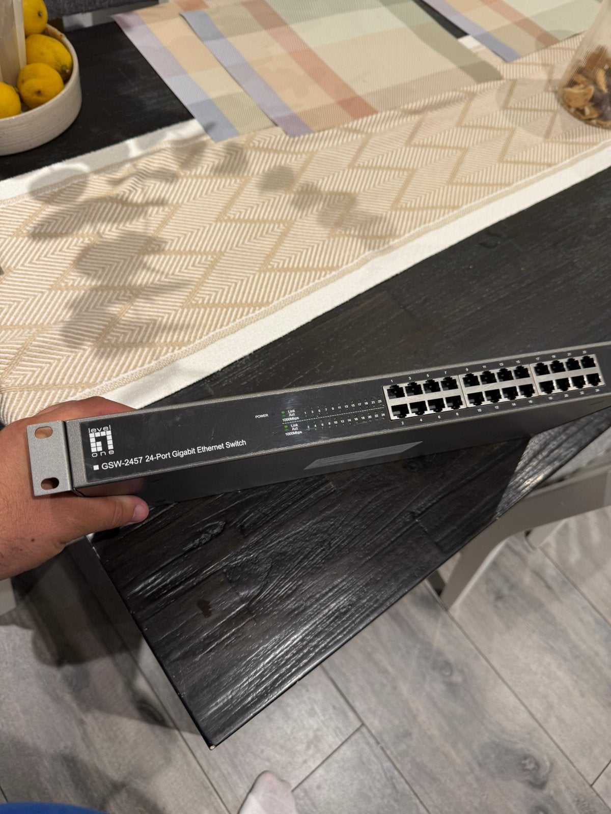 LevelOne GSW-2457 - 24-Port Gigabit Switch - Unmanaged, Enlèvement ou Envoi, Comme neuf