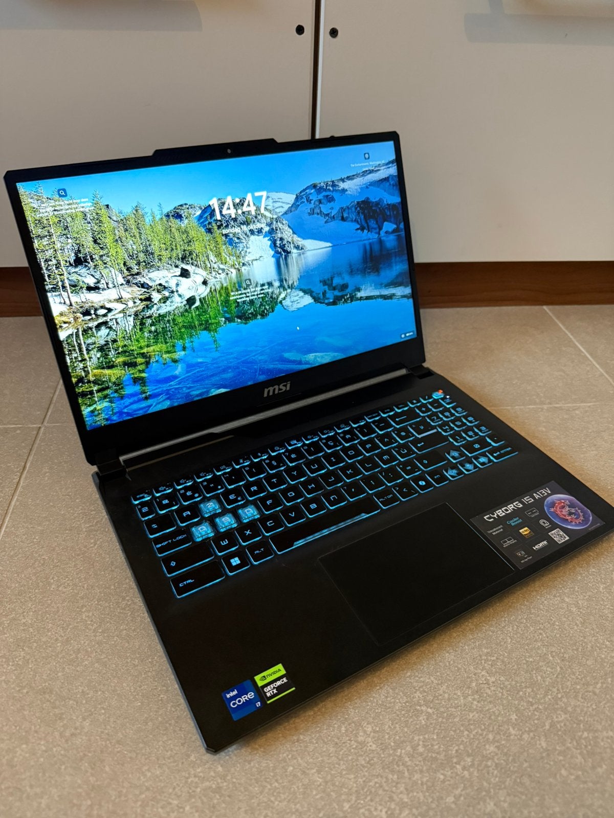Msi cyborg 15 a13v gaming laptop, Enlèvement, Comme neuf, Gaming, SSD