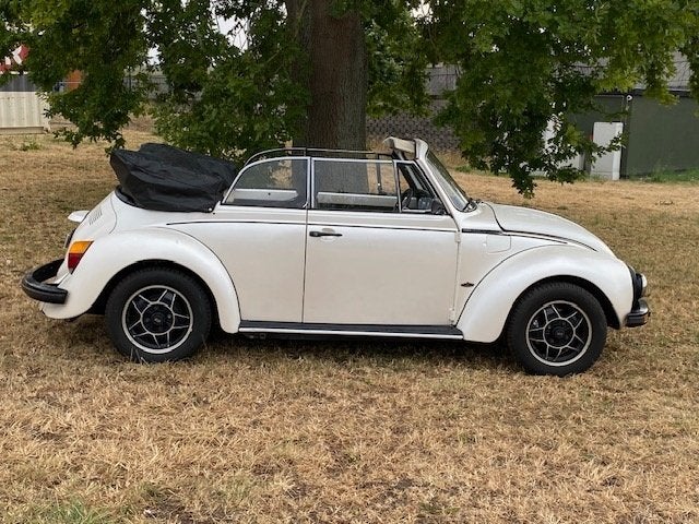 volkswagen Beetle cabriolet, Autos, Cuir, Boîte manuelle, Noir, 2 portes