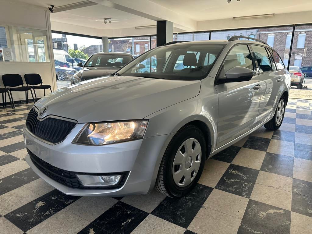 Skoda Octavia Octavia -1.6 CR TDi Style -euro 6b, Autos, Skoda, Argent ou Gris, Euro 6, Entreprise, Boîte manuelle