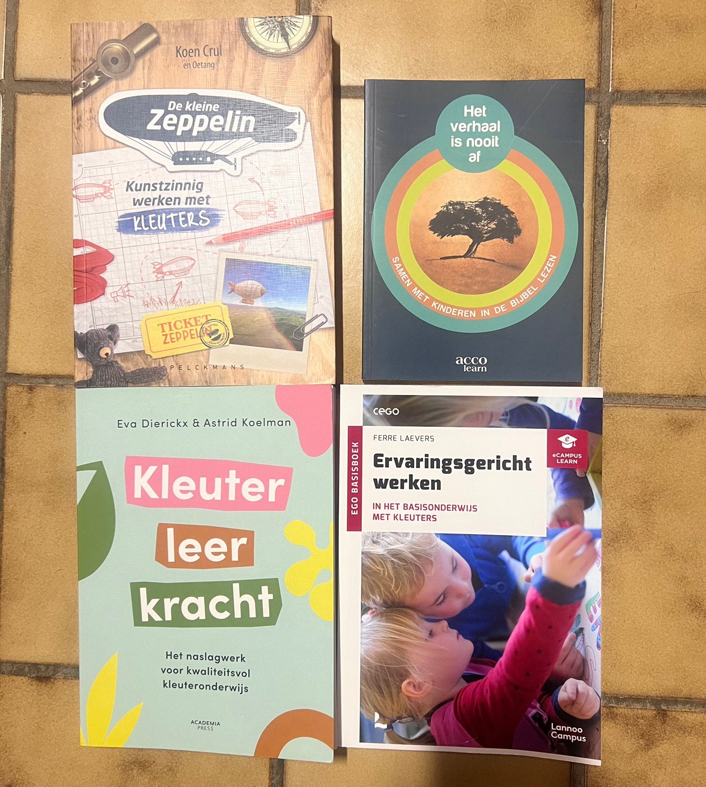 Alle boeken voor kleuteronderwijs, Boeken, Ophalen, Zo goed als nieuw