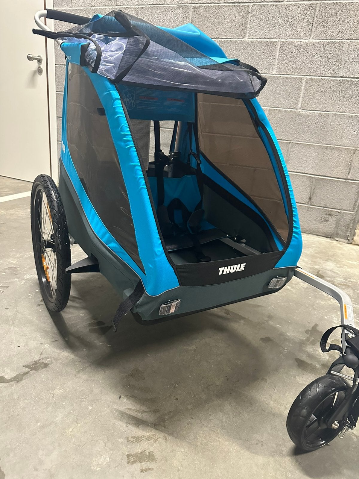 Remorque à vélo pour neuve, assemblée seule, jamais utilisée, Vélos & Vélomoteurs, Enlèvement, Neuf