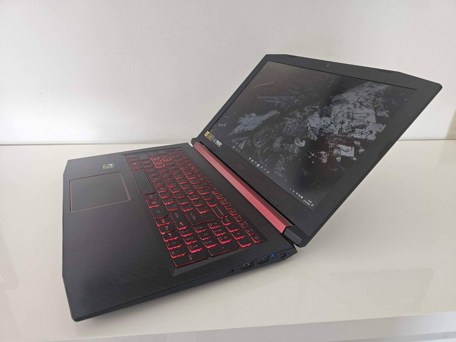 Acer Nitro 5 15" Full HD Gaming laptop met i5-8300H, Computers en Software, Met videokaart, Acer Nitro, Zo goed als nieuw, HDD