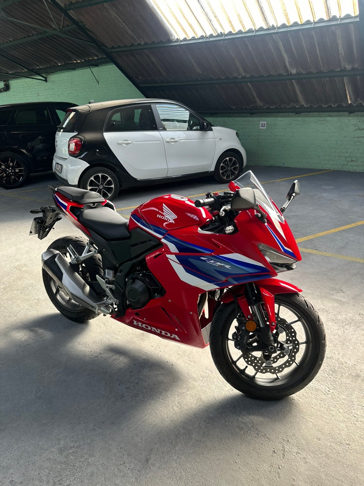 Honda CBR 500R, 2 cilinders, Occasion, Meer dan 35 kW, Minimaal motorrijbewijs A2