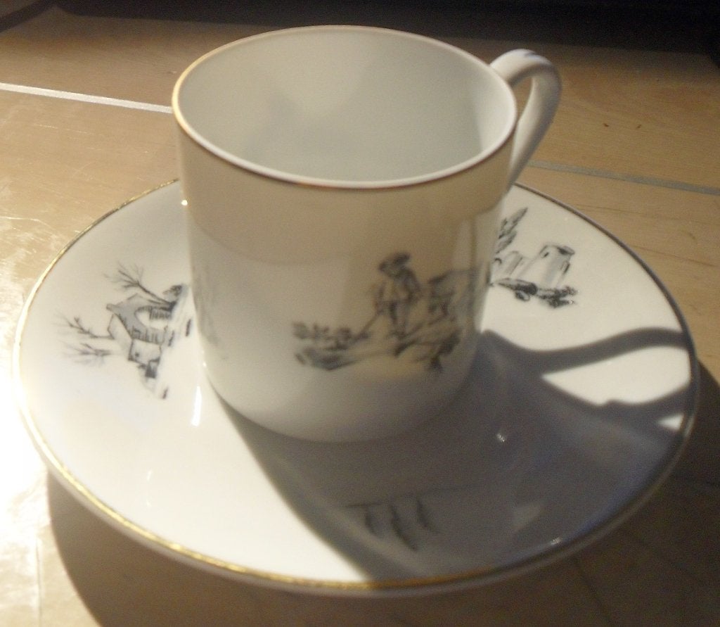 Sous-tasse + tasse en porcelaine de Baudour, Enlèvement ou Envoi, Porcelaine