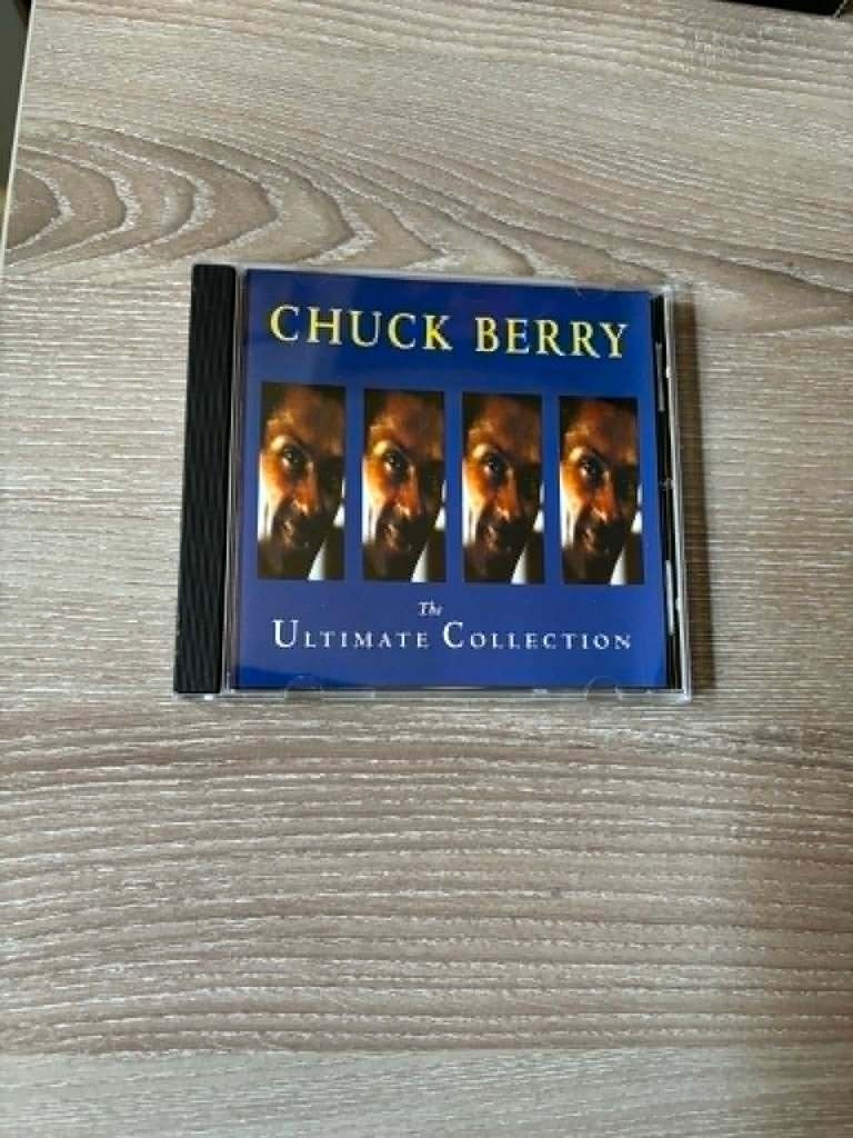 Chuck Berry cd, The ultimate collection, slechts 2 euro., CD & DVD, CD | Rock, Enlèvement ou Envoi, Comme neuf, Rock 'n' roll