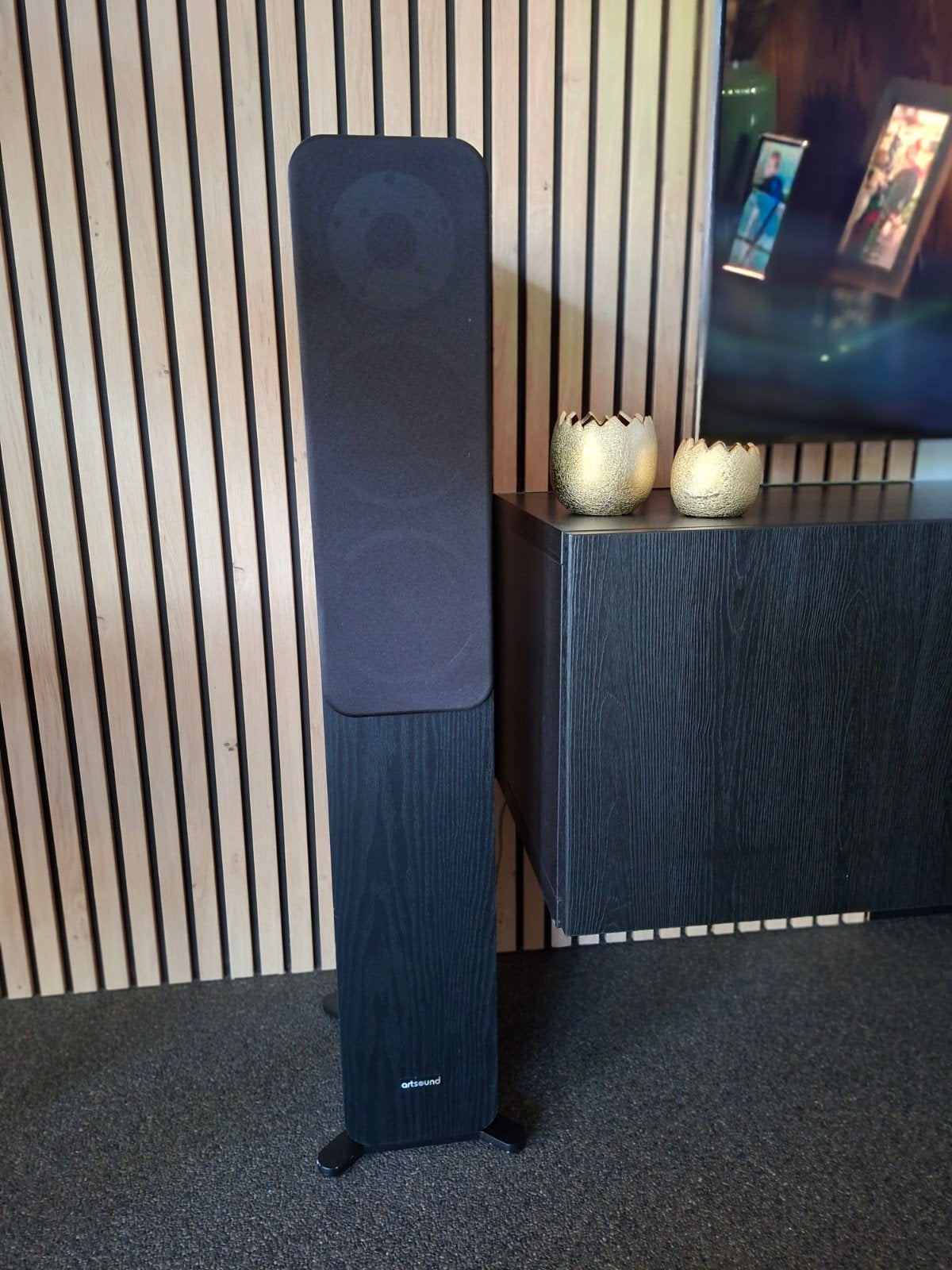 Artsound floor speakers, Enlèvement