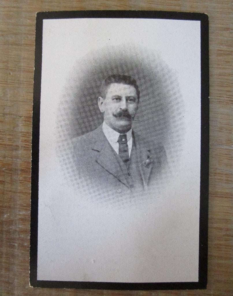 oude doodsprentjes met foto man, Verzamelen, Bidprentjes en Rouwkaarten, Rouwkaart, Ophalen of Verzenden
