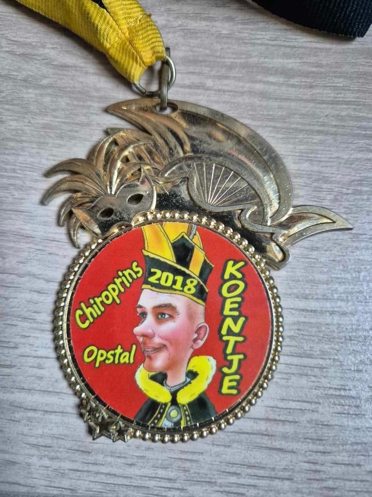 Carnaval medaille Opstal Chiroprins Koentje 2018, Ophalen of Verzenden