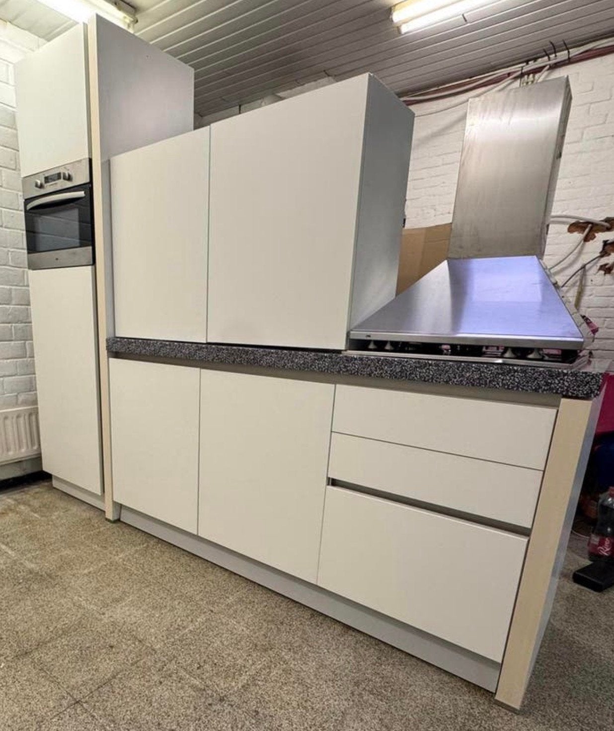 Moderne witte Keuken compleet inclusief apparatuur+Levering, Huis en Inrichting, Keuken | Complete keukens, Ophalen of Verzenden