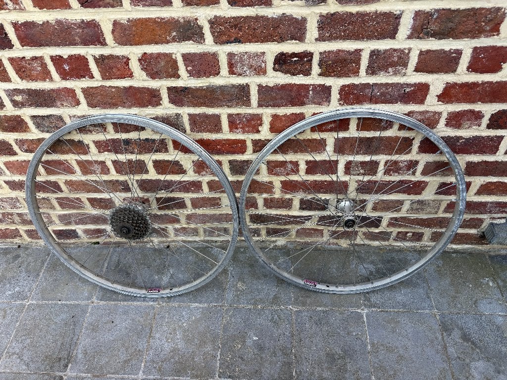 PAIRE DE JANTES VTT 26’´ ARAYA CV7, Enlèvement ou Envoi