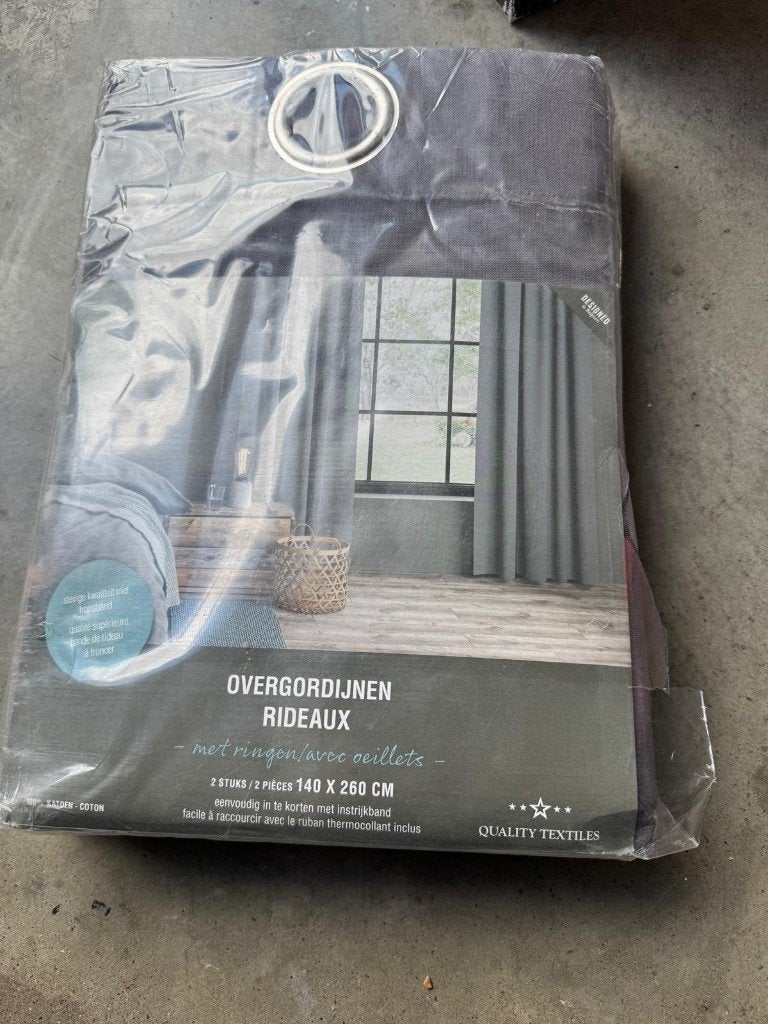 set overgordijnen met ringen - Nog nooit gebruikt, Huis en Inrichting, Ophalen, Nieuw, 260 cm, Gordijn