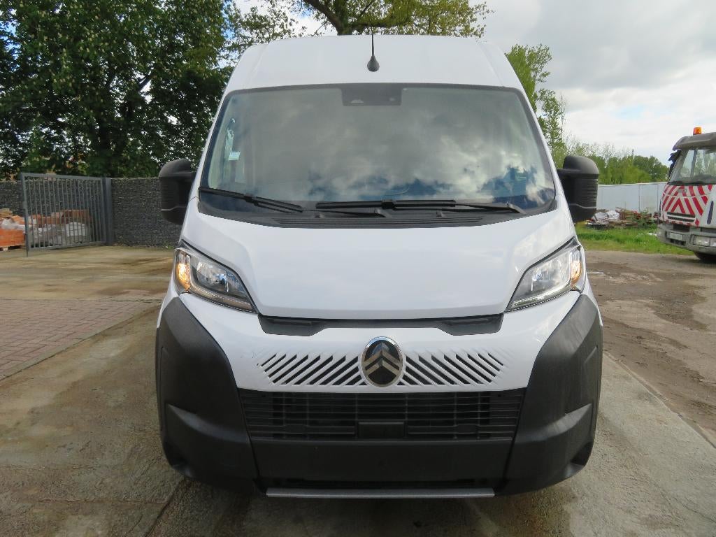 Citroën Jumper 2.2 BlueHDi - L2H2 - 2024 - €6d, Voorwielaandrijving, Stof, 4 cilinders, Citroën