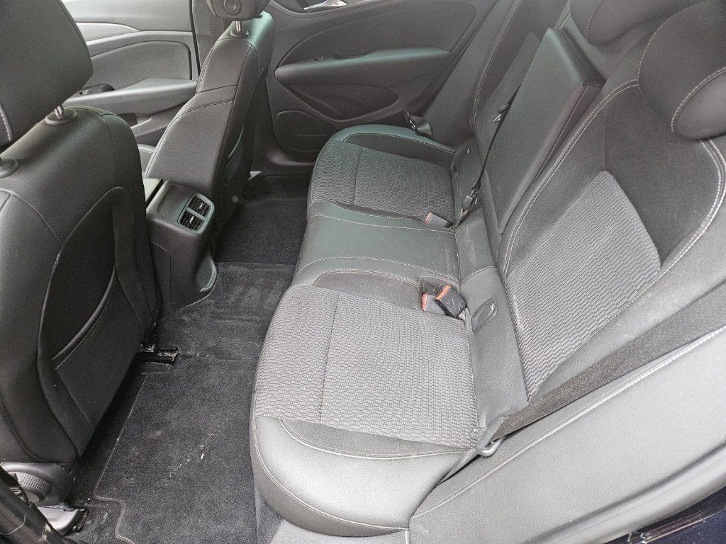 Opel Insignia 1.6 CDTI  CARBOX  ACHTERCAMERA  AIRCO, Auto's, Opel, 4 cilinders, Leder, Bedrijf, 5 deurs